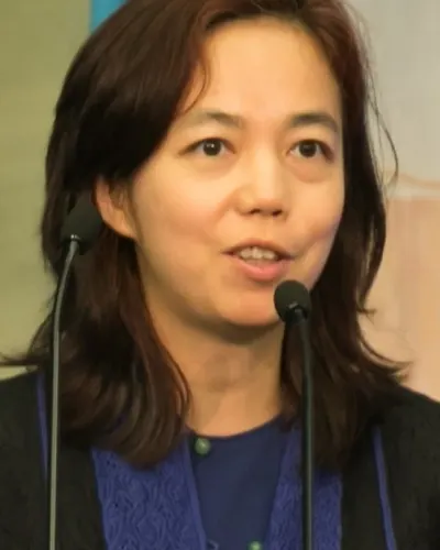 Portrait of Fei-Fei Li