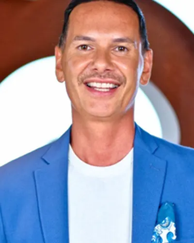 Portrait of Peter-Lucas Jones
